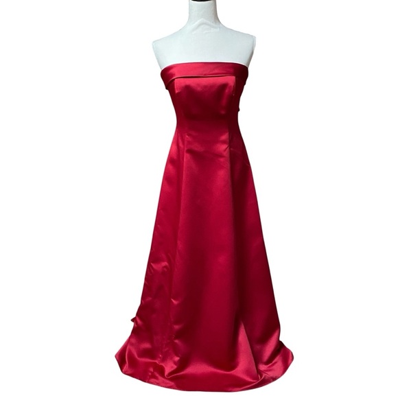 Michaelangelo Red Strapless Satin Gown Bow Back Formal Evening Dress Sz 2 - Picture 1 of 12